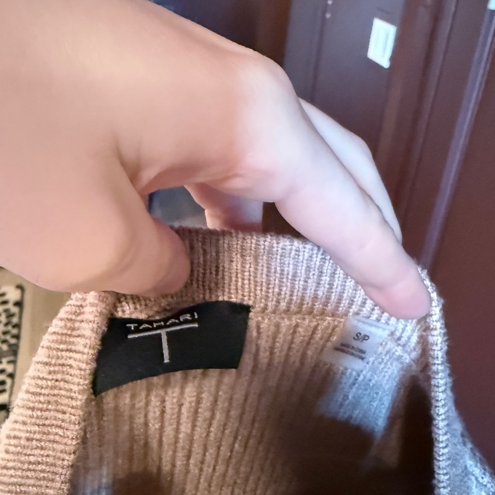 Tahari Button Down Cardigan - Picture 3 of 4